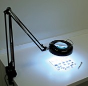 3X Magnifying Lamp
